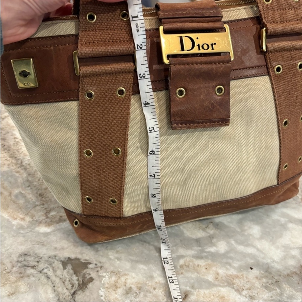 Absolutely stunning vintage Dior handbag canvas and leather signature lining - Picture 14 of 17